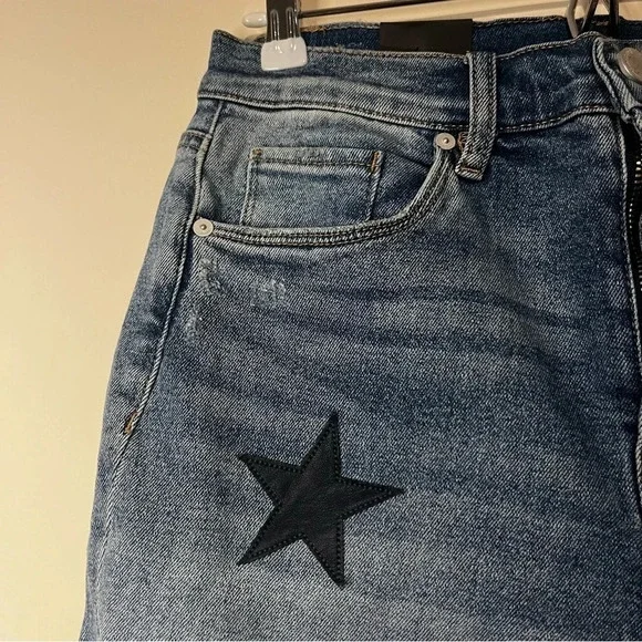 NWT BLANK NYC Madison Crop Star Jeans - Picture 8 of 15